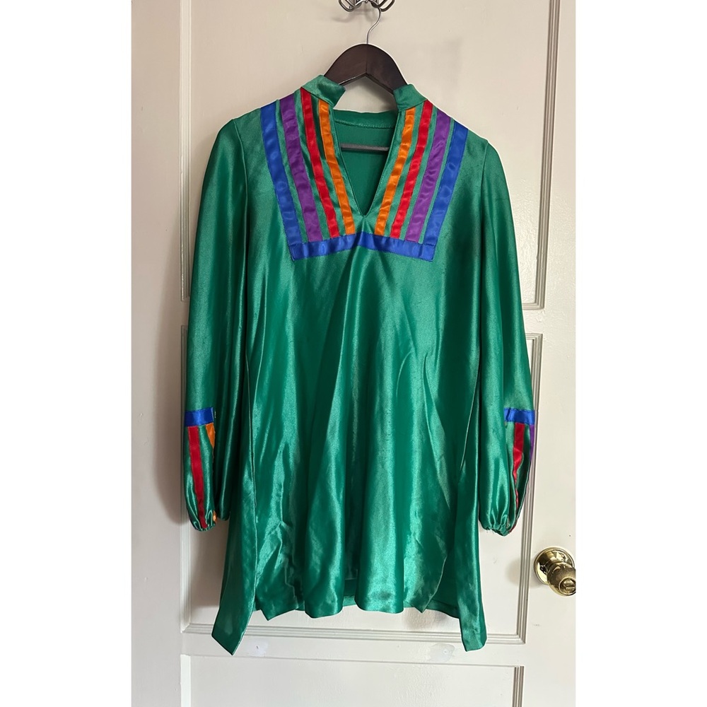 Fun Homemade Costume Dress. Green w/ Multi-Colored Accents. Alien/Space/Creative